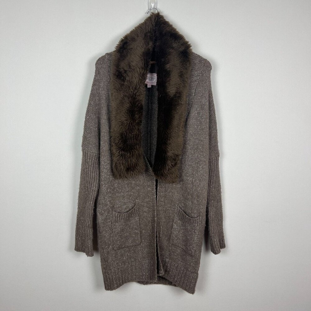Romeo + Juliet Couture Cardigan Sweater Womens Medium Brown Faux Fur Dolman Knit